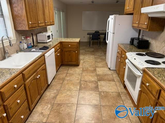 House for sale in Collinsville, Alabama