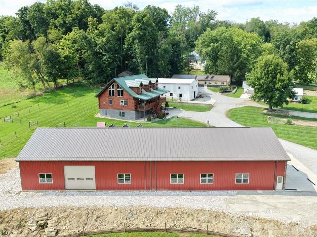 House for sale in Charm, Millersburg