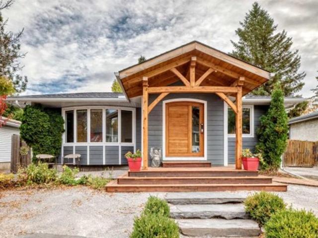 House for sale in Canyon Meadows, Calgary