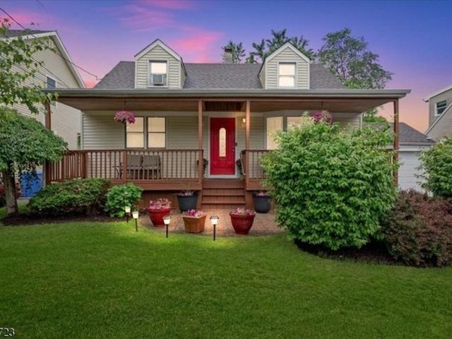 House for sale in South Plainfield, New Jersey