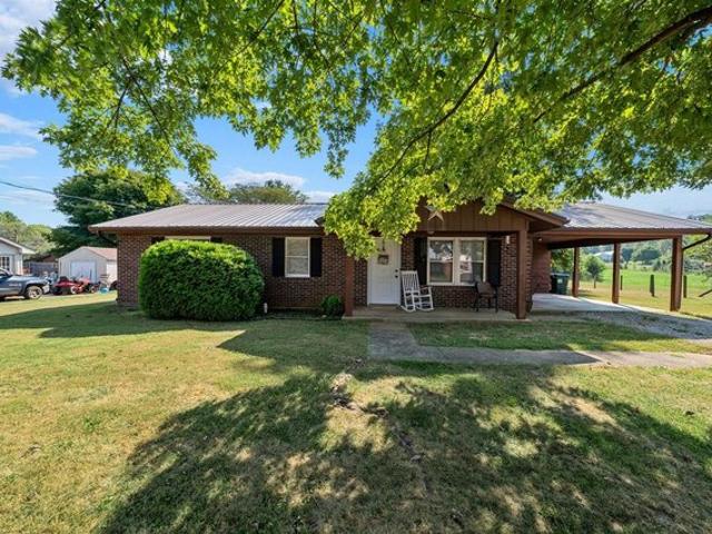 House for sale in Horse Cave, Kentucky