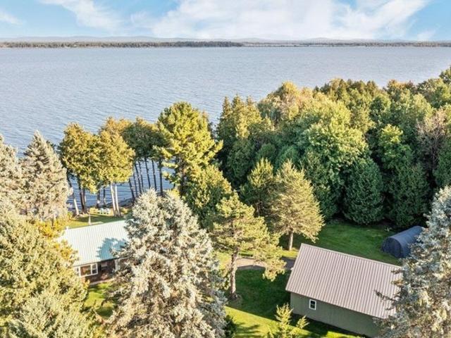 House for sale in Isle La Motte, Vermont