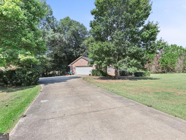 House for sale in Hampton, Georgia