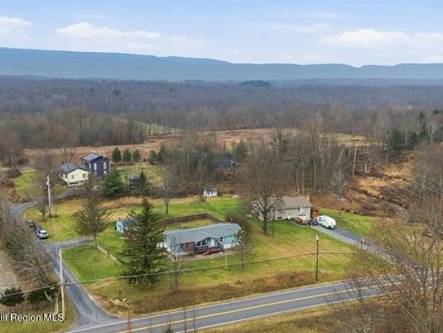 House for sale in Gardiner, New York