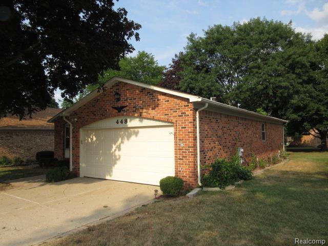 Condo for sale in Grand Blanc, Michigan