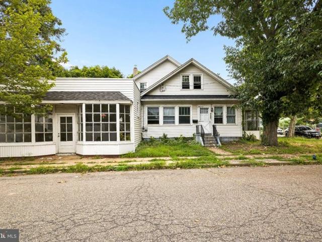 House for sale in Paulsboro, New Jersey