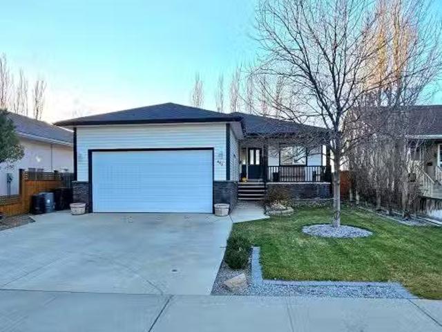 House for sale in Picture Butte, Alberta