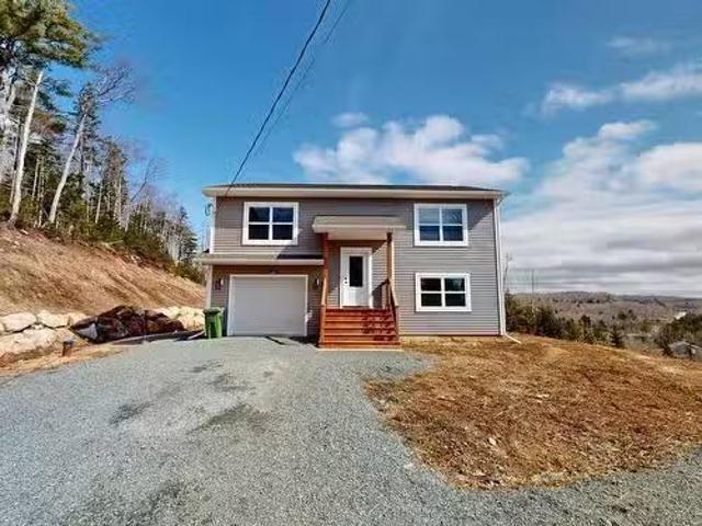 House for sale in Upper Tantallon, Nova Scotia