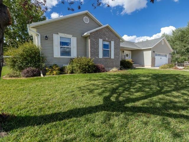 House for sale in Roosevelt, Utah