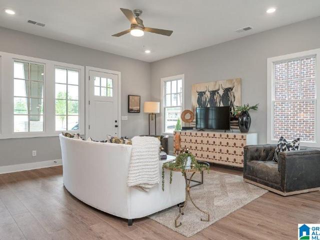 Townhouse for sale in Hoover, Alabama