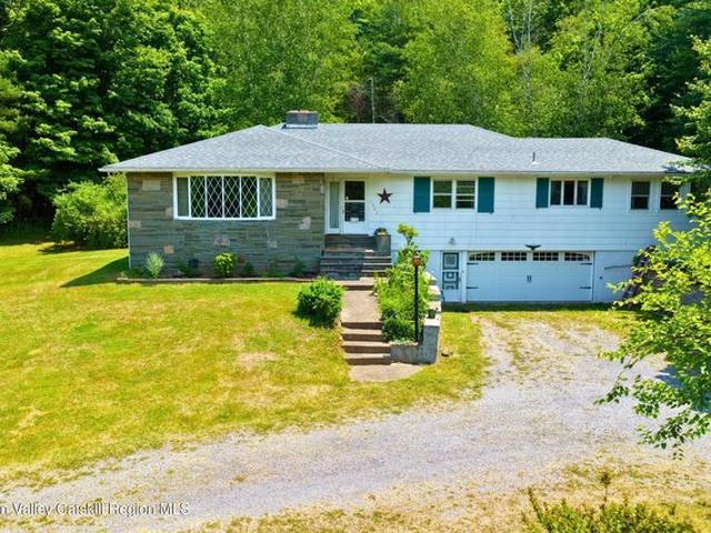 House for sale in Catskill, New York