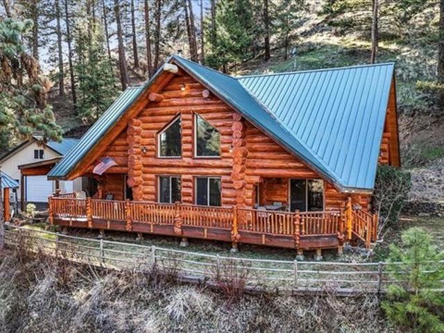 House for sale in Naches, Washington