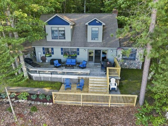 House for sale in Indian River, Tuscarora Township