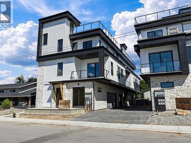 House for sale in Winfield, British Columbia
