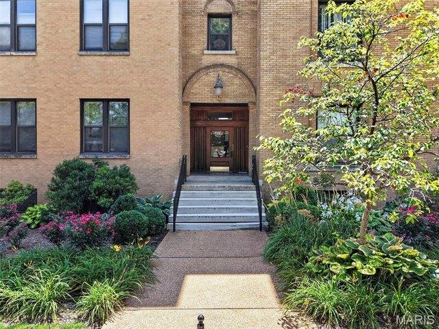 Condo for sale in Saint Louis, Missouri