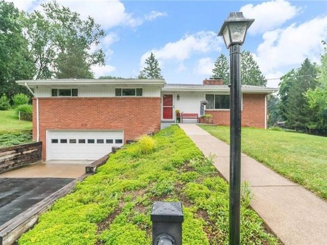 House for sale in Pittsburg, Pennsylvania