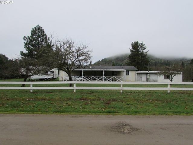 House for sale in Oregonia
