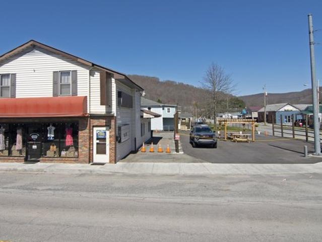 House for sale in Rainelle, West Virginia