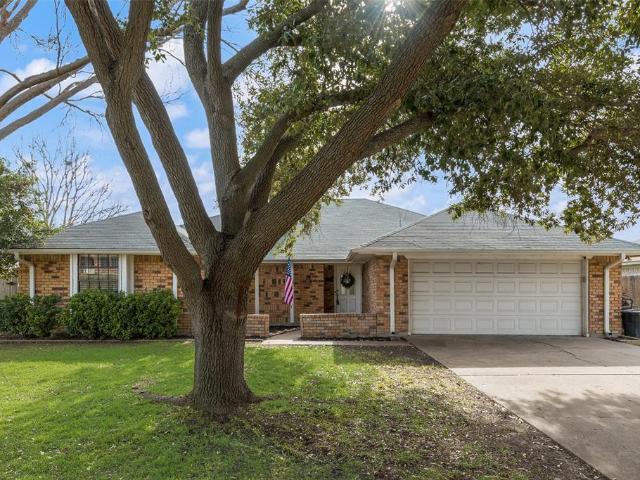 Property for sale in Benbrook, Texas