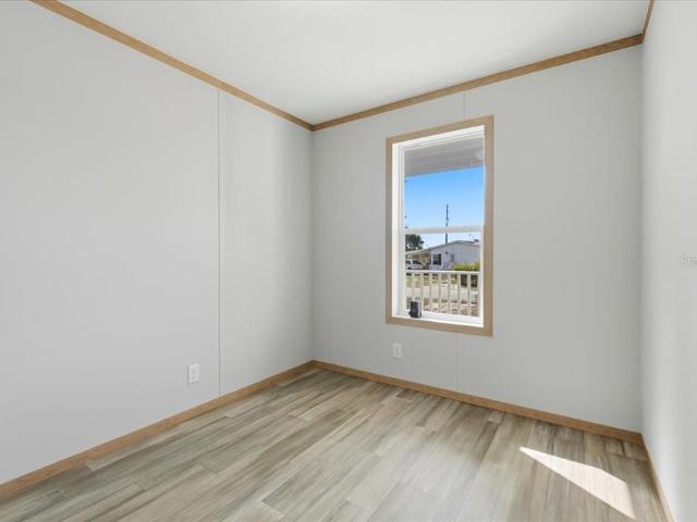 Property for sale in Oxford, Florida