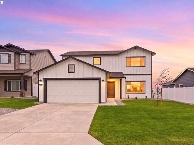 House for sale in Oregonia