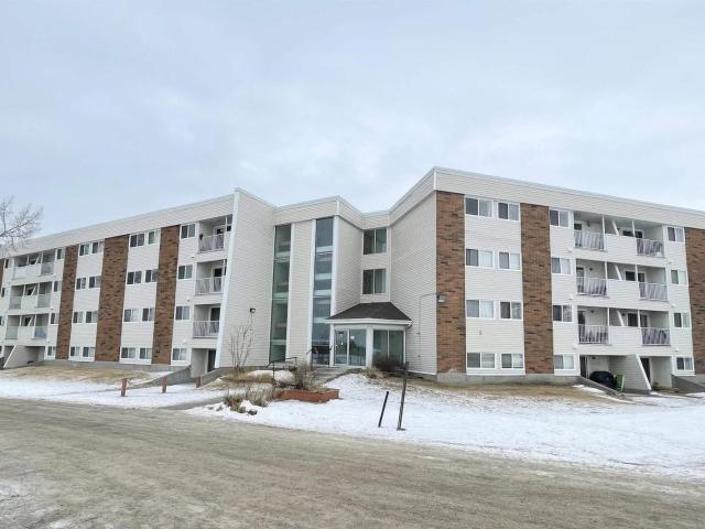 Apartment for sale in Wedgewood, Alberta
