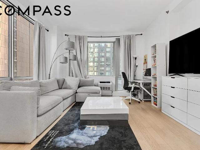 Condo for sale in Queens, Arverne
