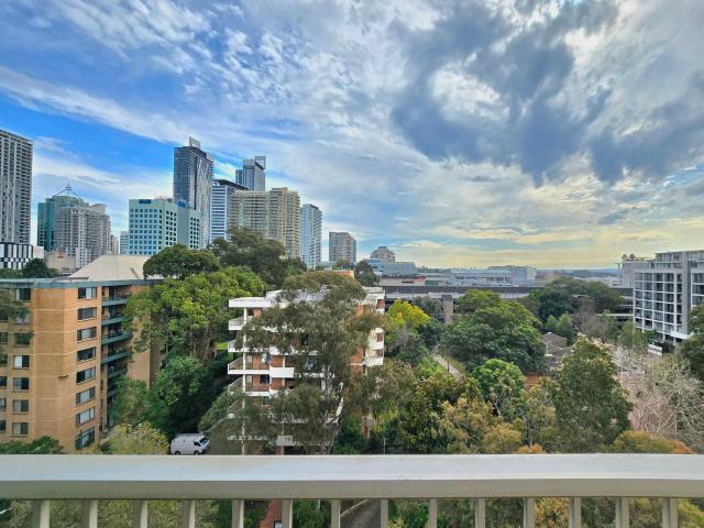 Apartment for rent in Lower North Shore, Sydney