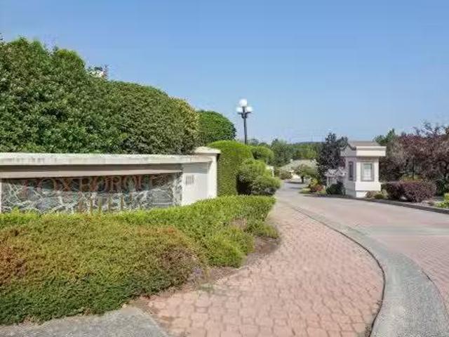 House for sale in Saanich, British Columbia