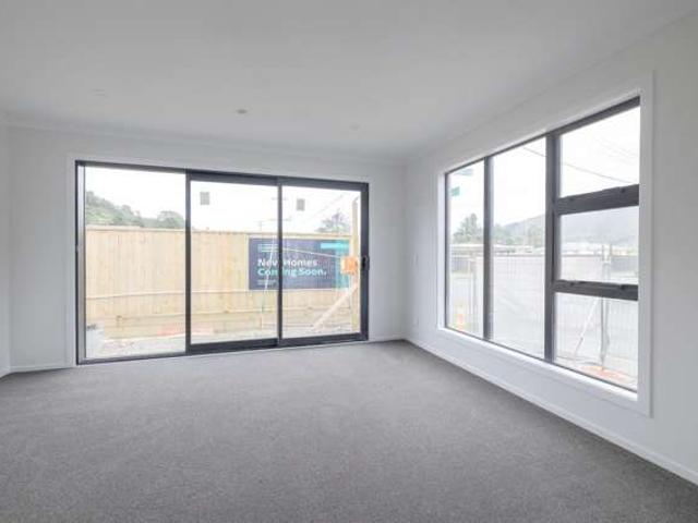 Townhouse for sale in Days Bay, Wellington