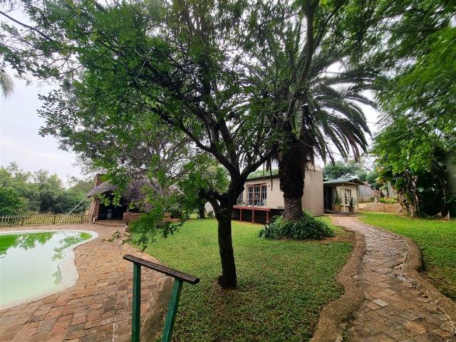 Farm for sale in Zeerust, North West