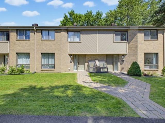 Condo for sale in Kirkland, Montréal (région administrative)