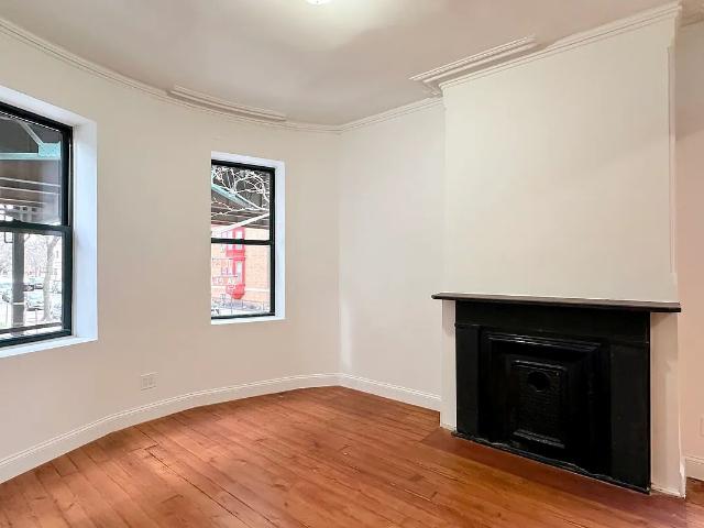Property for rent in Queens, Arverne