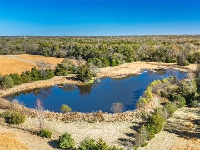 Land for sale in Como, Texas