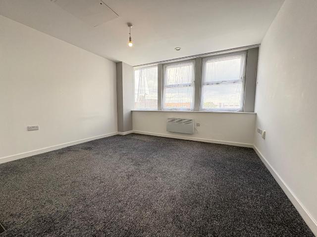 Studio for rent in St Matthew's, Old Wharf