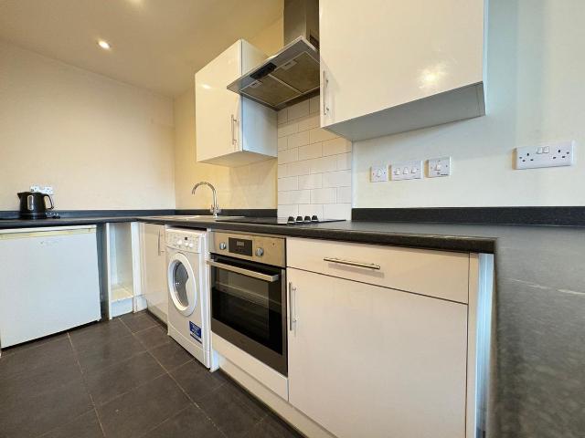 Studio for rent in St Matthew's, Old Wharf