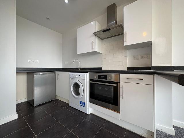 Studio for rent in St Matthew's, Old Wharf