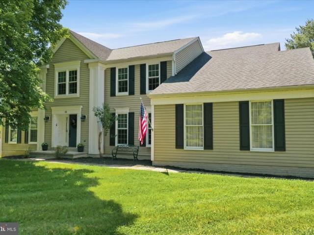 House for sale in Shenandoah Junction, West Virginia