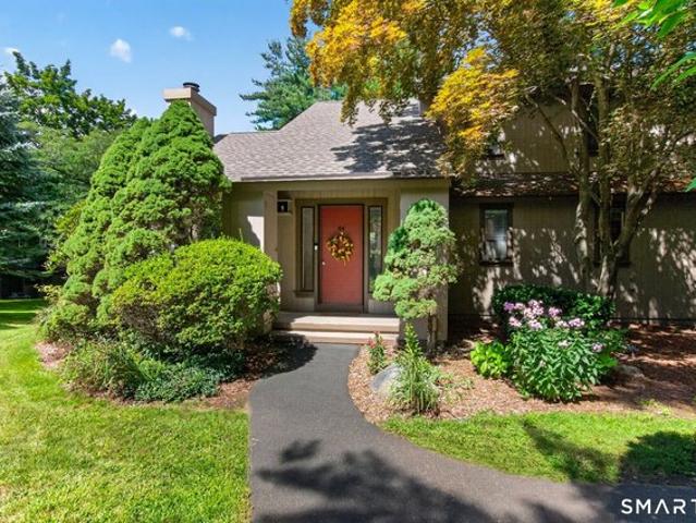 Townhouse for sale in Avon, Connecticut