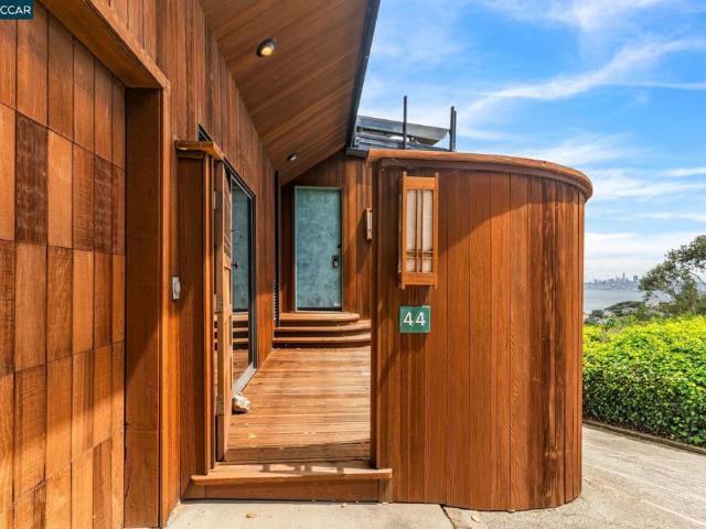 Condo for sale in Sausalito, California