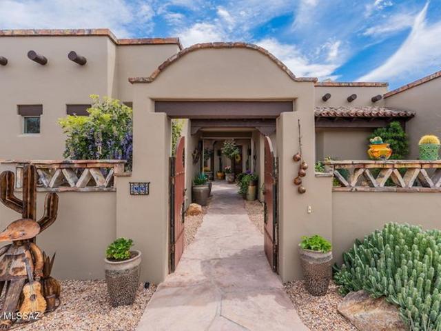 House for sale in Tubac, Santa Cruz County