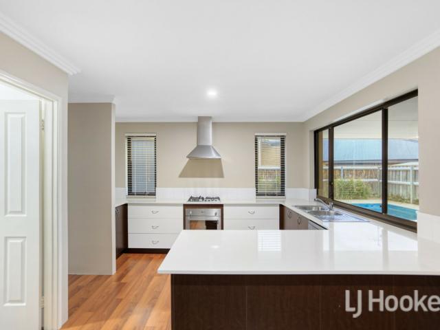 House for rent in Halls Head