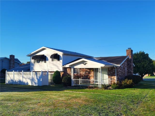 House for sale in Bradenville, Pennsylvania