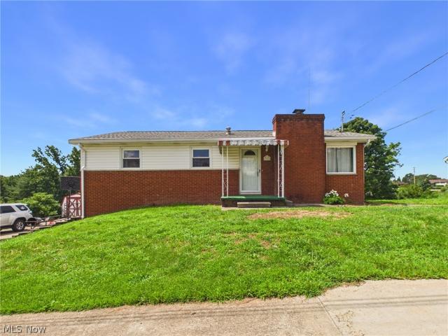 House for sale in Parkersburg, West Virginia