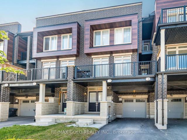Townhouse for sale in Woburn, Ontario