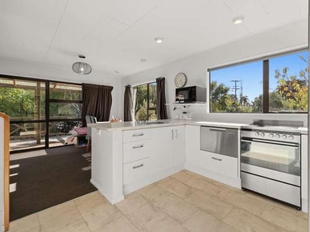 House for sale in Otakou