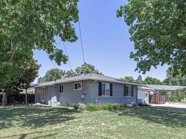 House for sale in Pleasant Hill, California