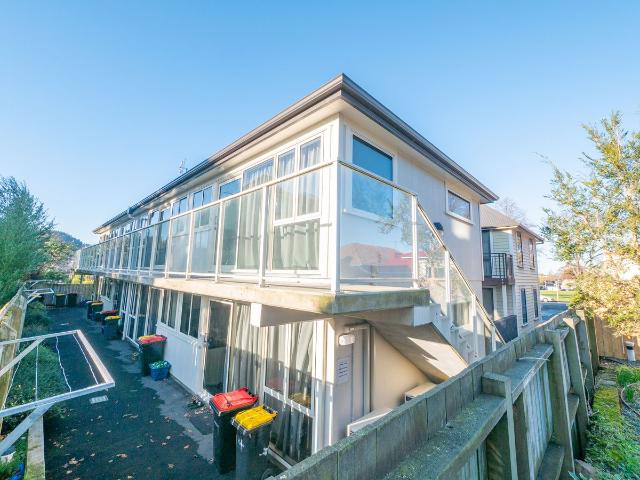 Property for rent in Otakou