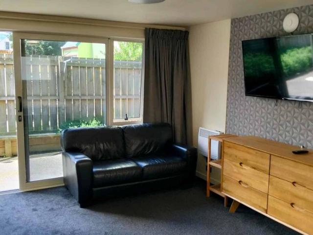 Property for rent in Otakou