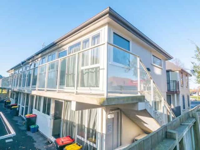 Property for rent in Otakou